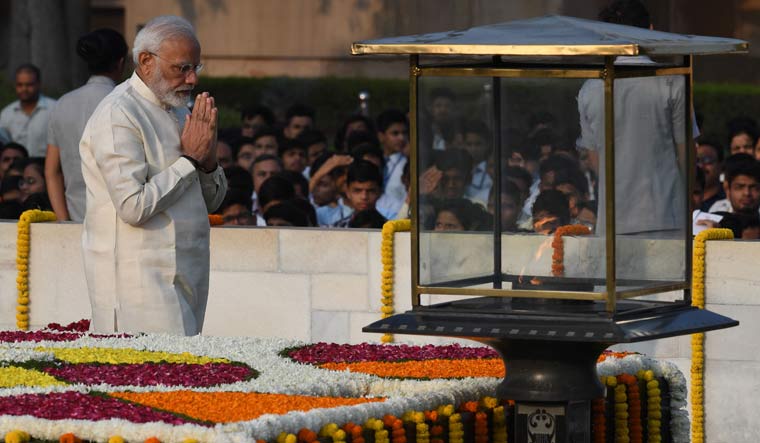 Leaders Pay Homage to Mahatma Gandhi on His 154th Birth Anniversary, PM Modi Commemorates Lal Bahadur Shastri