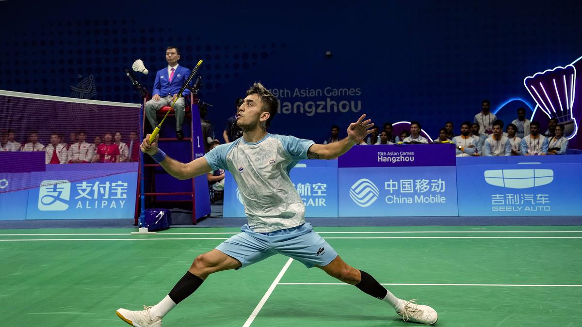  India Clinches Historic Silver Medal in Men's Badminton Team Championships