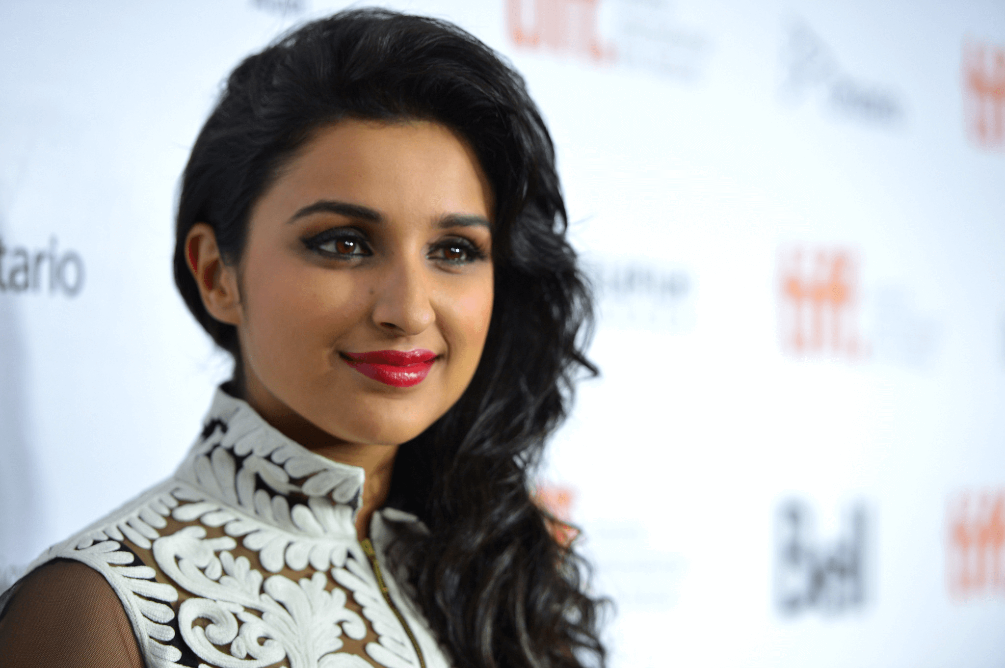  Internet Went Viral ,calling 'Fake'- Parineeti Chopra Talks About Being A Poor  In Teenage.