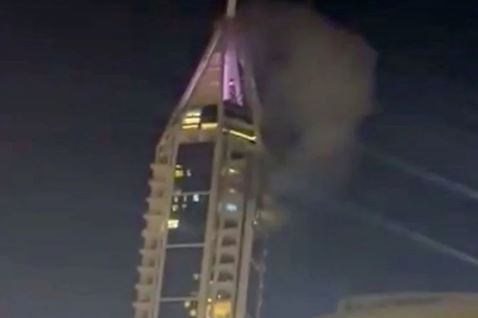 Horror in Dubai! Iconic 23 Marina Tower Engulfed in Smoke After Iranian Drone Strike – Viral Videos Show Chaos & Flames!