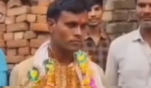  बिहार का फ़र्ज़ी UPSC टॉपर पकड़ा गया! जिस शख़्स ने AIR-440 रैंक का दावा किया था, उसे उसी पुलिसवाले ने गिरफ़्तार किया जिसने उसे सम्मानित किया था और उसका इंटरव्यू लिया था—ज़बरदस्त ट्विस्ट!