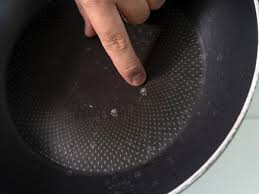Even a Tiny Scratch on Your Nonstick Pan Can Release Millions of Toxic Microplastics & Forever Chemicals Into Your Food—Expert Warns to Throw It Away NOW!