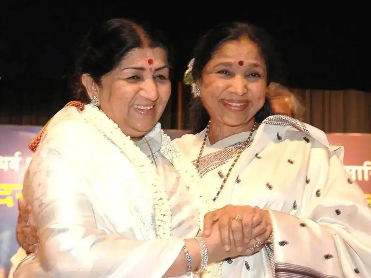 Sisters Lata Mangeshkar & Asha Bhosle Both Died at 92 on a Sunday—Same Hospital, Poignant Full Circle for Music Legends!