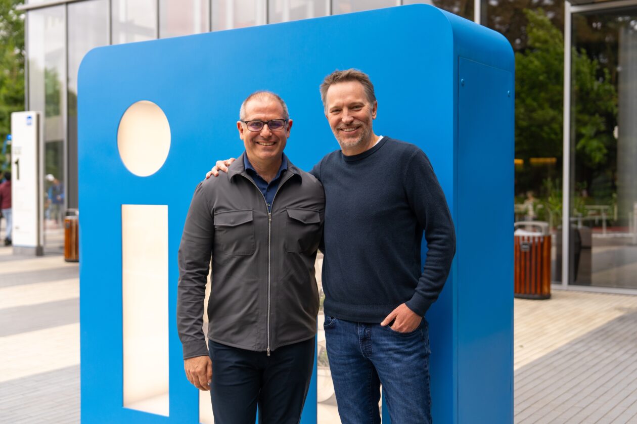 LinkedIn Just Got a New Boss! 18-Year Veteran Daniel Shapero Steps Up as CEO in a Major Microsoft Power Shake-Up! 