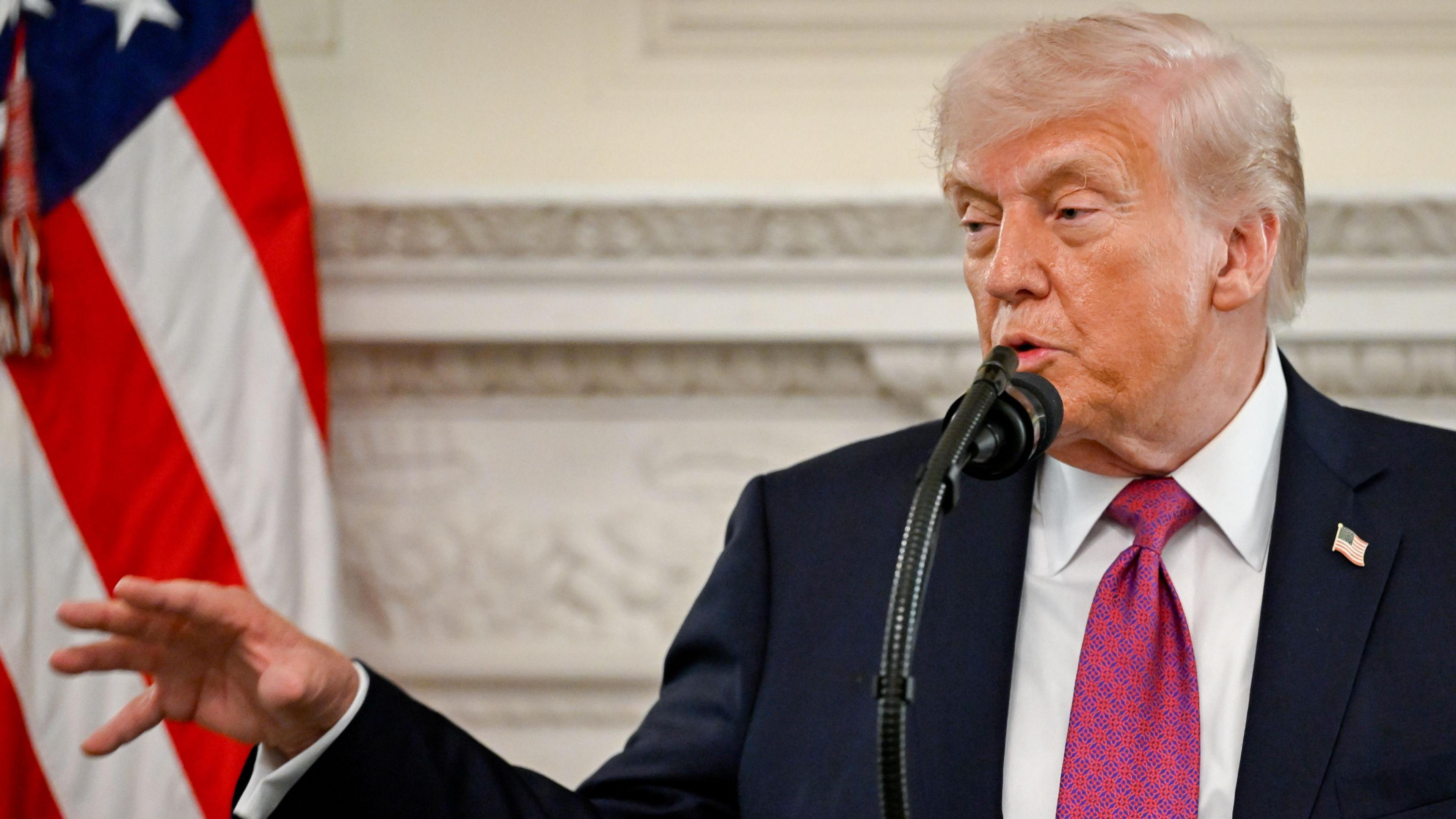 Who Knew Before Trump Did? Mysterious $430M Oil Bet Placed 15 Minutes Before Shock Ceasefire Extension — Insider Trading Bombshell! 