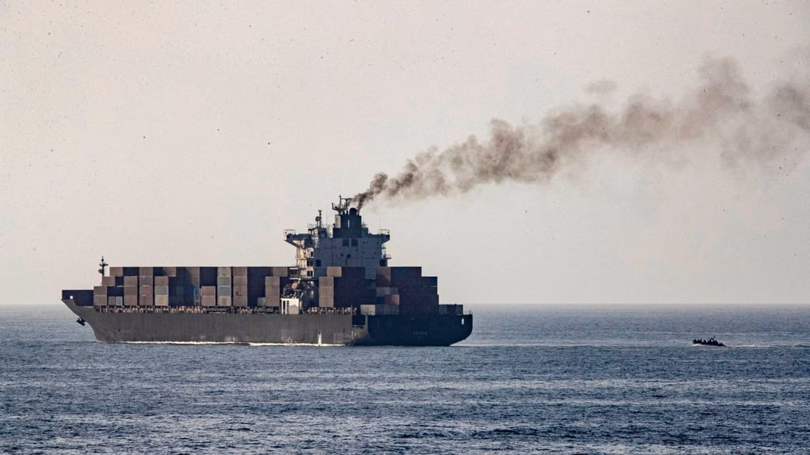 India on High Alert! Iran Seizes Gujarat-Bound Ship in Strait of Hormuz — Cargo, Crew & Supply Chains at Risk! 