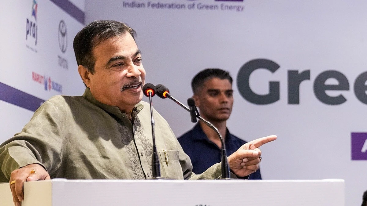 No Future for Petrol & Diesel Cars! Gadkari’s Shocking Warning Sends Auto Industry into Panic Mode