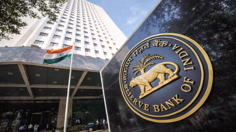RBI का बड़ा ऐलान: 2027 से बैंक लोन प्रोविज़निंग में ECL के नए नियम लाएंगे क्रांति – अब और बड़े बफ़र्स आएंगे!