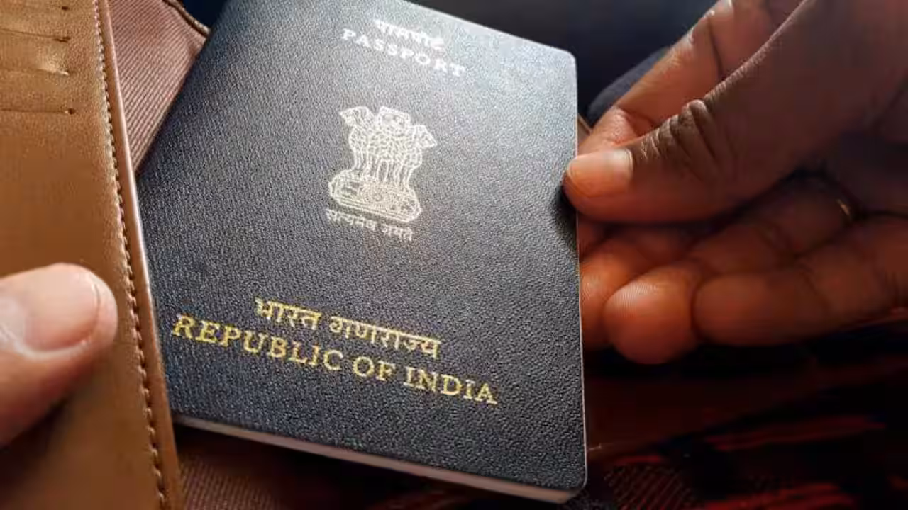 बड़ा नियम बदलाव: अब नाबालिग बच्चे एक साथ भारतीय और विदेशी, दोनों पासपोर्ट नहीं रख सकते – सरकार ने सख्त आदेश जारी किया!