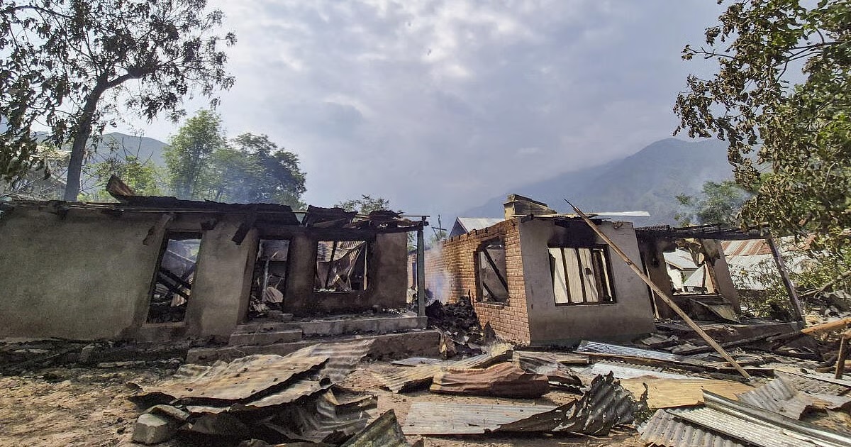 जम्मू हाई अलर्ट पर: भारत ने 'ऑपरेशन सिंदूर' की पहली वर्षगांठ मनाई—LoC और IB पर सुरक्षा का कड़ा पहरा!