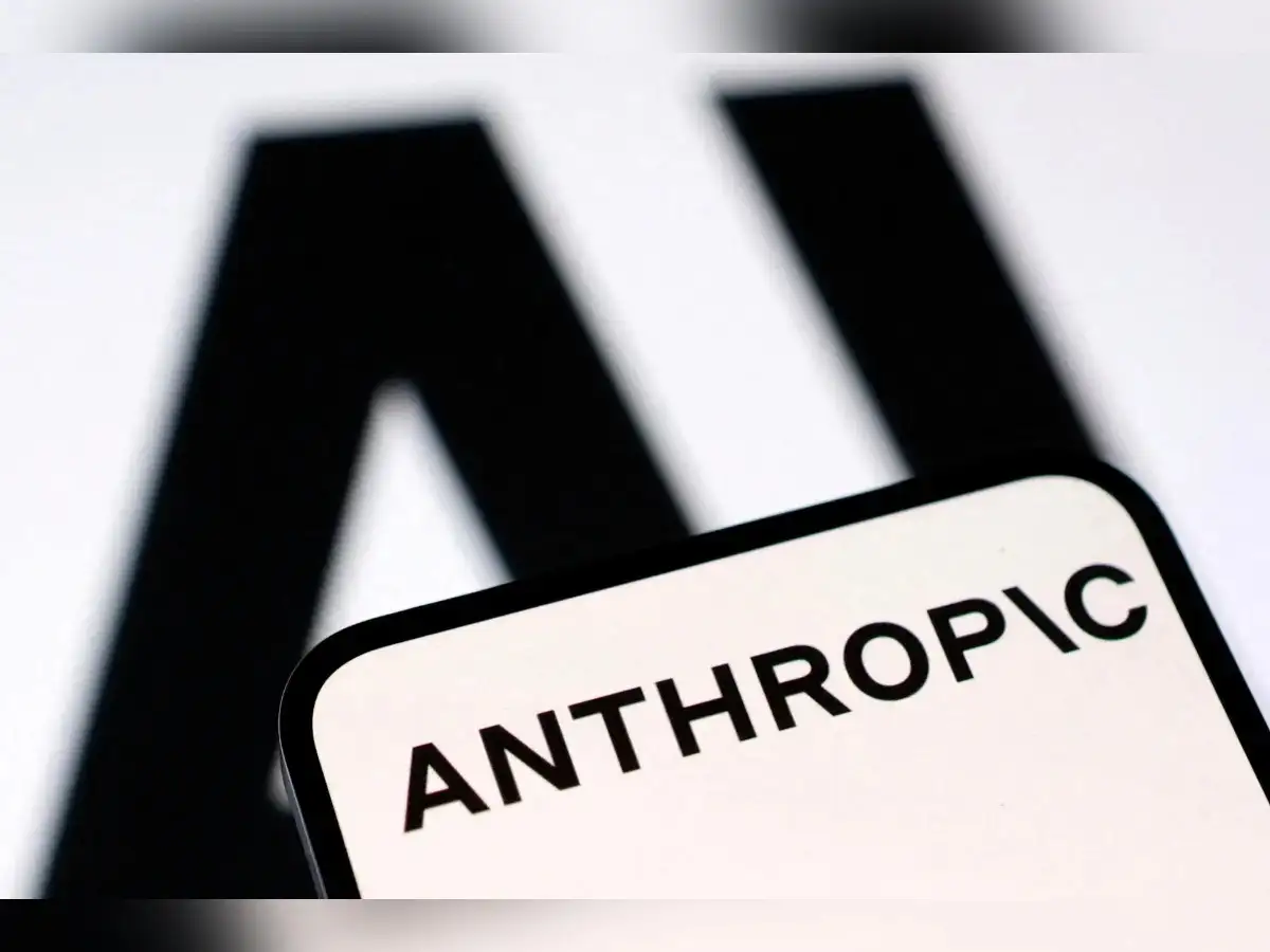 Anthropic की वैल्यूएशन $900 बिलियन तक पहुंची – AI की ज़बरदस्त टक्कर में OpenAI को पछाड़ा!