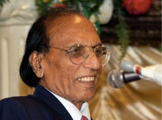 Renowned Poet Basir Bade Passes Away at 91 – India Mourns Legendary Literary Icon!