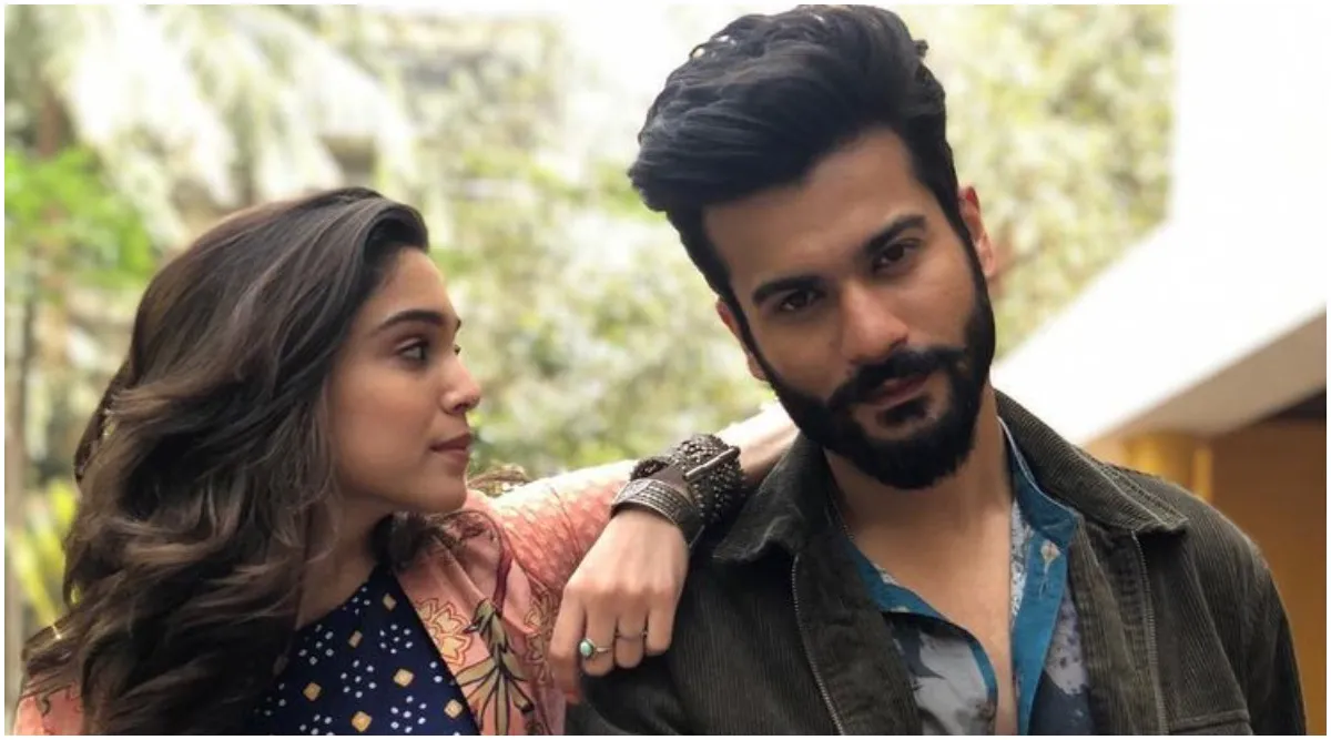 खबरों के मुताबिक, शरवरी की ज़बरदस्त कामयाबी ने सनी कौशल के साथ उनके रिश्ते को खत्म कर दिया – 