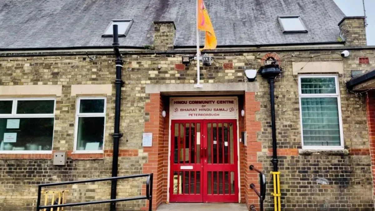 UK में ऐतिहासिक हिंदू मंदिर के मस्जिद के लिए 18 करोड़ रुपये में बिकने पर भारी आक्रोश – हिंदुओं ने काउंसिल को कोर्ट में घसीटा!