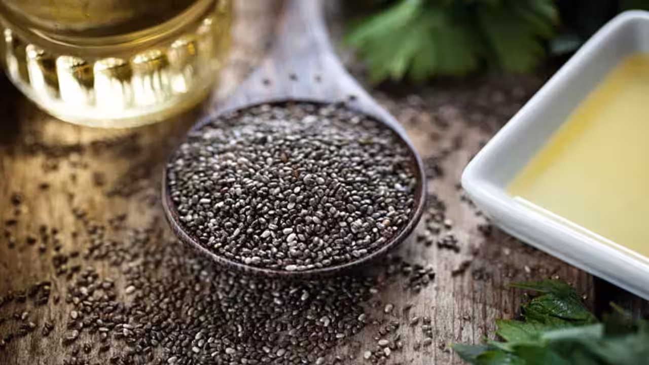 बालों की अच्छी ग्रोथ के लिए चिया सीड्स खाने का सबसे अच्छा समय – साइंस-बेस्ड टिप्स!