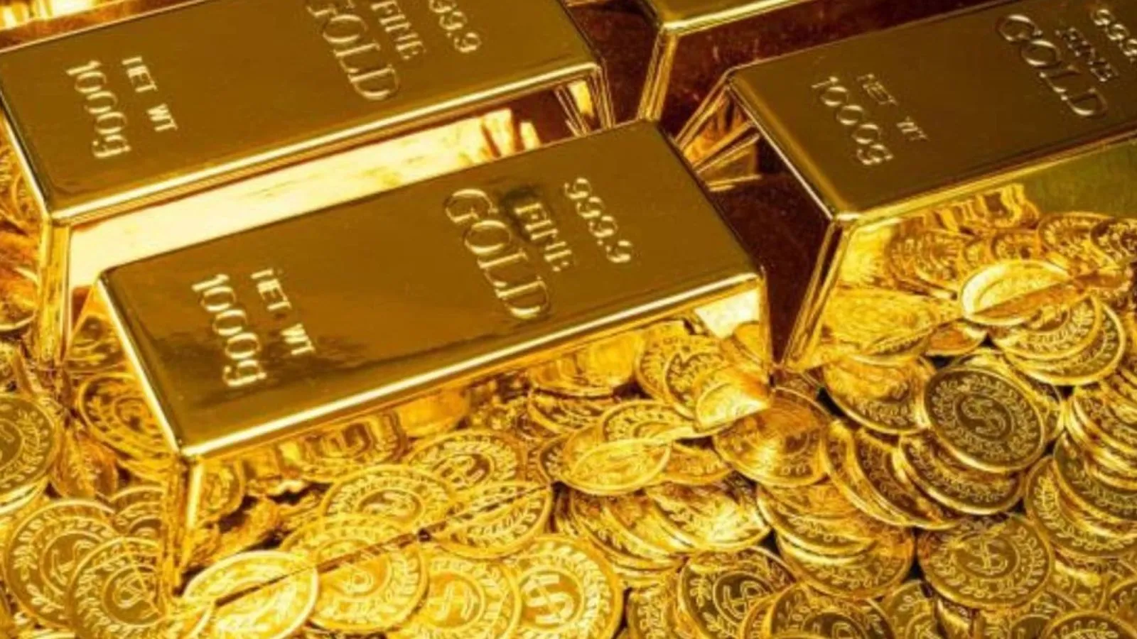 आज सोने की कीमतों में भारी गिरावट! महंगाई की चिंताओं के बीच 24K और 22K सोने के दाम गिरे!