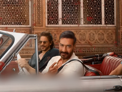 SRK और अजय देवगन ने विवादित विज्ञापनों का बचाव किया: ‘प्रोडक्ट्स पर बैन लगाओ, हमारी कमाई पर नहीं’!