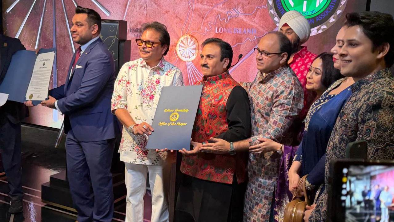 न्यूयॉर्क इंडिपेंडेंस डे परेड में जेठालाल के मज़ेदार US सिटिज़नशिप वाले मज़ाक ने सबका दिल जीत लिया!