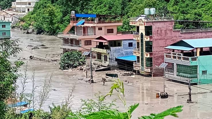 नेपाल में आई खतरनाक बाढ़ के पीछे की वजहें – क्या भारत को हाई अलर्ट पर रहना चाहिए?