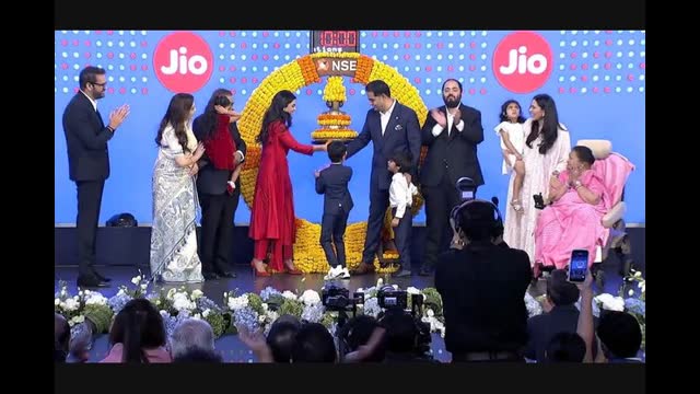 Jio Platforms IPO Listing Live Updates: शेयर बाजार में जियो प्लेटफॉर्म्स की हुई धमाकेदार एंट्री, IPO प्राइस