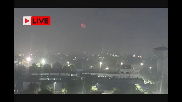 Karwa Chauth 2026 Moonrise/Chand Time Live: करवा चौथ का चांद दिख गया क्या? जानिए आपके शहर में कब होगा चंद्र
