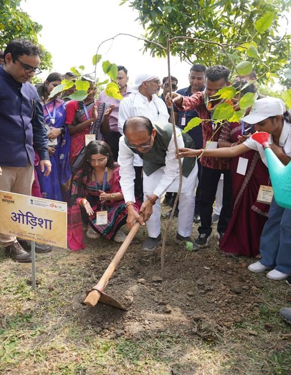 Latest News update from Government of India press note 2324676