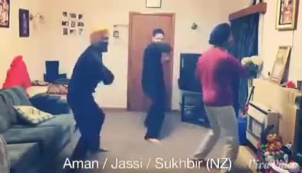 Yaari Chandigarh waliye ni tare ( Bhangra)