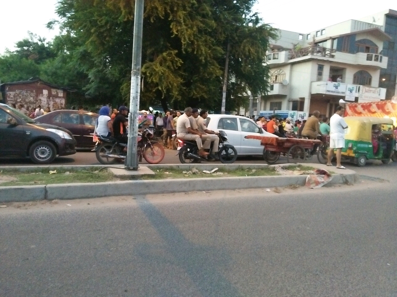 Trafic Rule's Care Taker.... Freely Break the Rules 