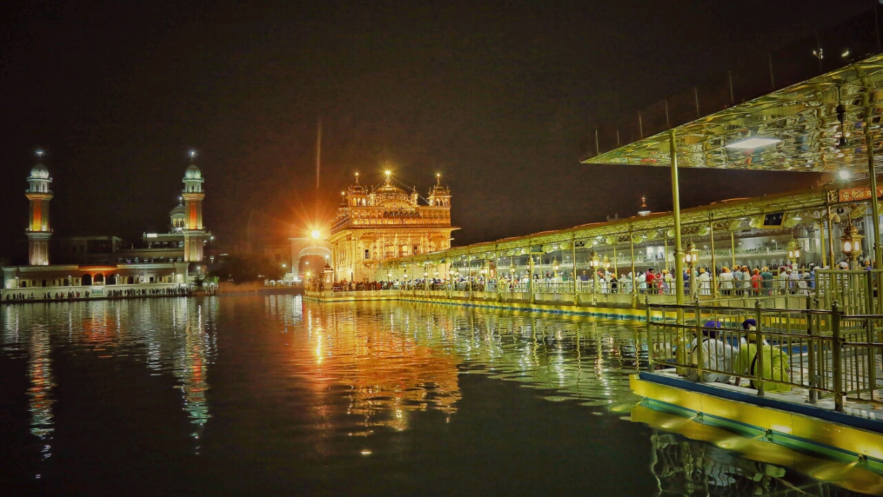 Last night #goldentemple #amritsar #punjab