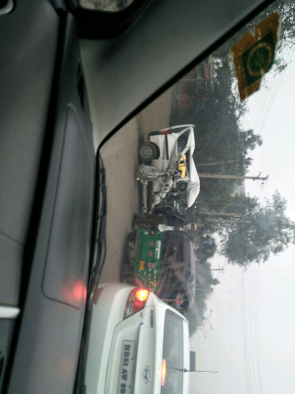 Accident on Bata flyover