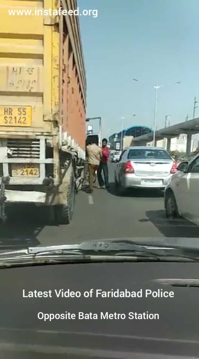 Faridabad Police latest vidoe near hanuman mandir opposite Bata Metro