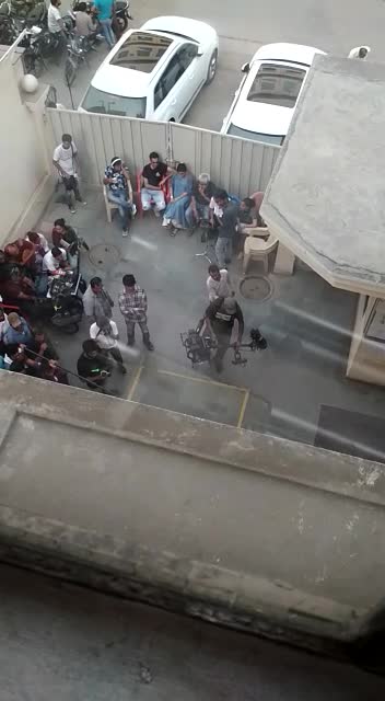 अनुष्का शर्मा की नई फिल्म सुई धागा की शूटिंग DLF area sec 31 Gupta company 