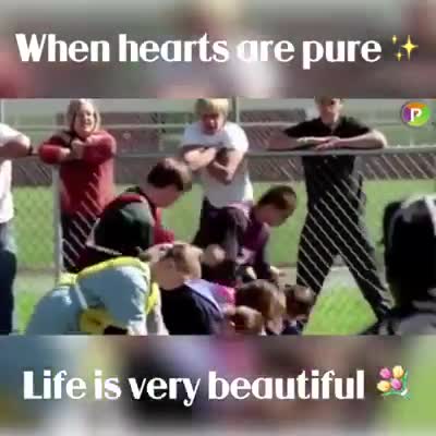 ये मंद बुद्धि बालकौ की दौड़ है, पता नही मंद बुद्धि ये है या हम