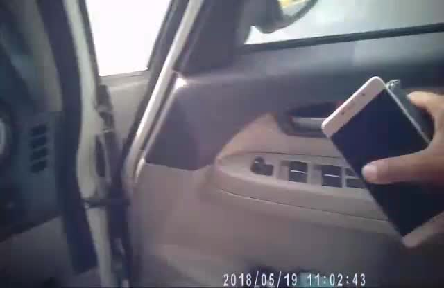 KYA BAAT HAI MAHAAN DESH