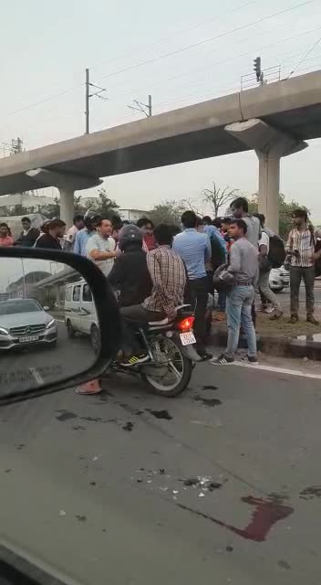 Accident in Faridabad Opposite Vijay Sales