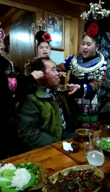 तिब्बत में कैसे दामाद दिवस मनाया जाता है, चटपटी सालियों और भाभियों द्वारा