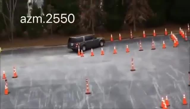 कनाडा में ड्राइविंग लाइसेंस चालक को देने से पहले लिए जाने वाला test !! यहाँ