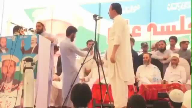 Kis trh giri Pakistan Ki Sarkaar dekhiye.. 