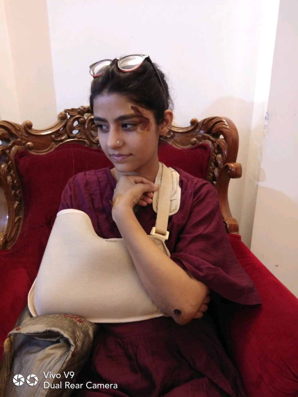 Enab Khizra,  a communication expert and a versatile actress, was under an over turned auto rickshaw