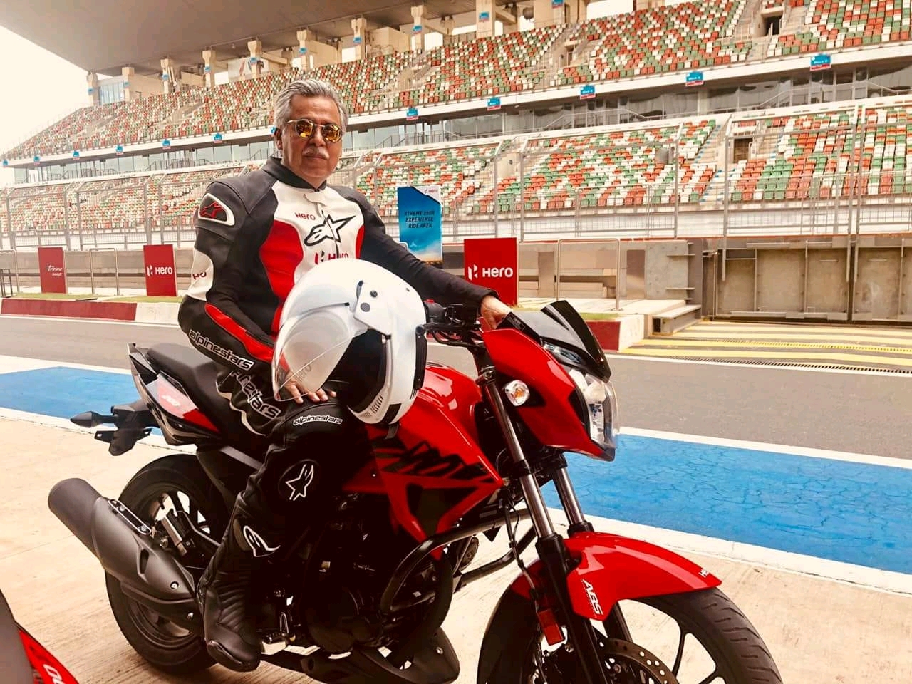 Stylish and Confident - the new #Xtreme200R offers the complete package of 