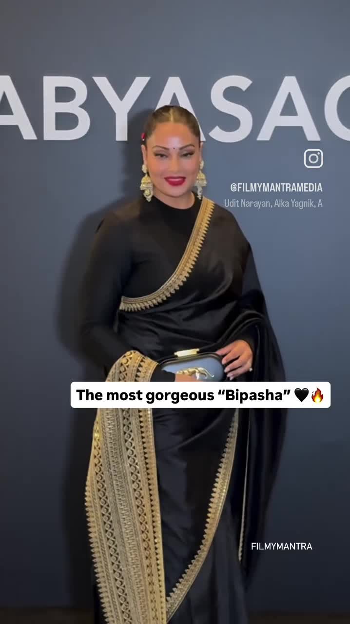 #Bipashu 🖤