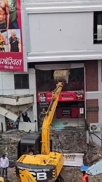 दिल्ली गेटमा अवैध जग्गा माँ निर्माण भएको घर पर