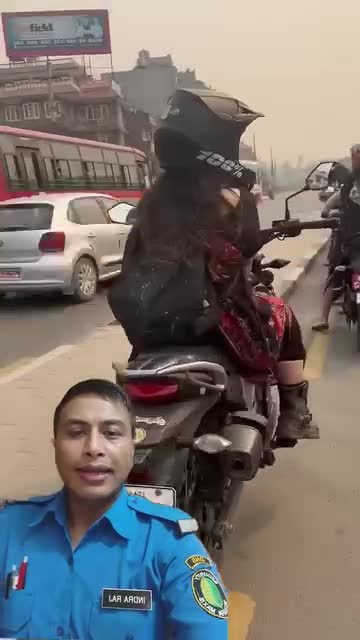 नेपाली लेडिज राईडर