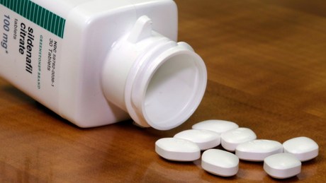 Dutch medical trial using Viagra stopped after 11 babies die (CANADA)