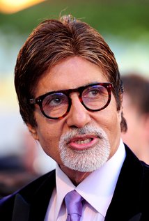 " Amitabh Bachchan got notice for illegal construction ": RTI