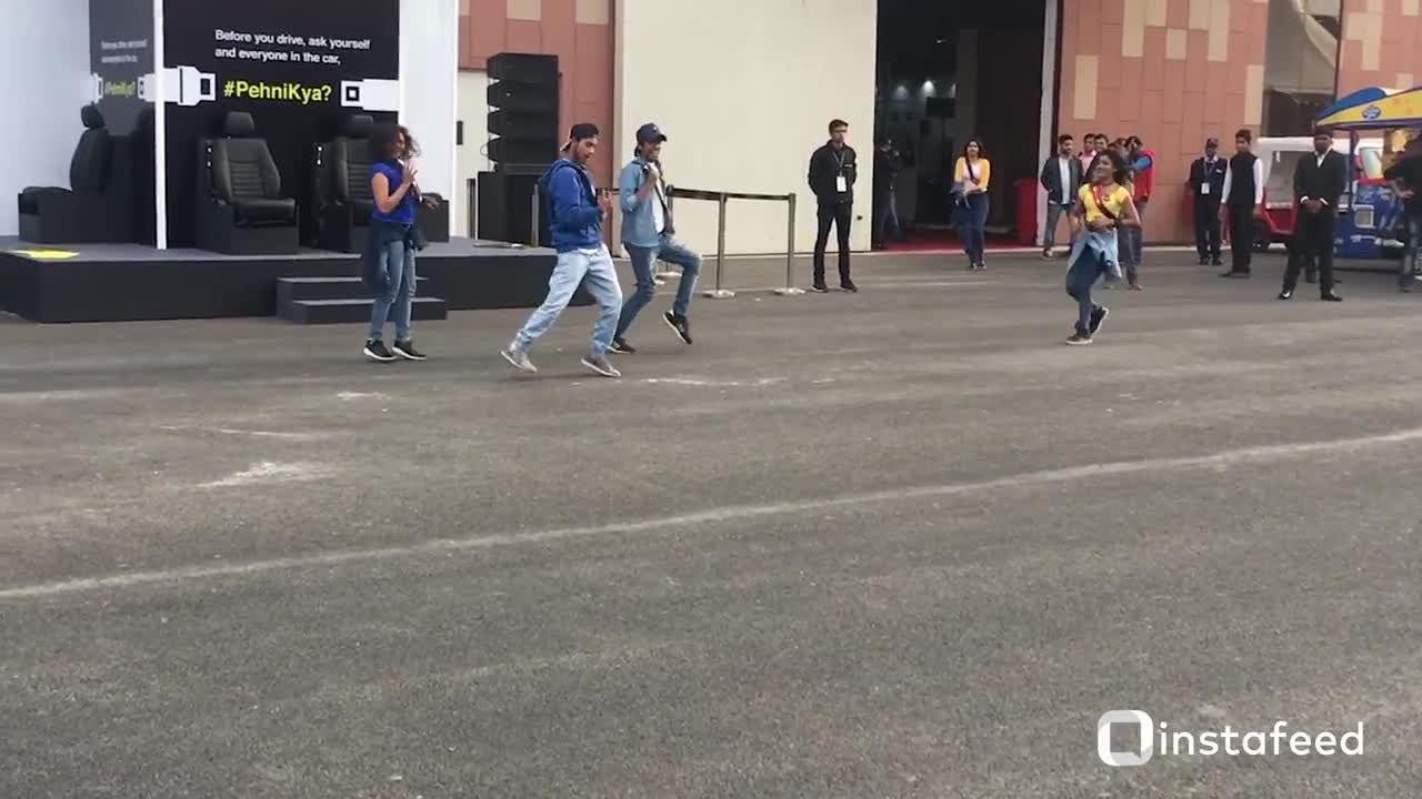  Seat Belt Pehni Kya. Auto expo 2018