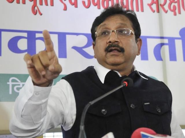 MP govert. to prohibit coaching classes after 8pm.