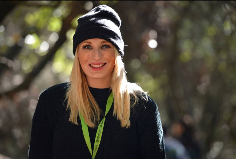 Uber bans journalist for tweeting against Muslim drivers.