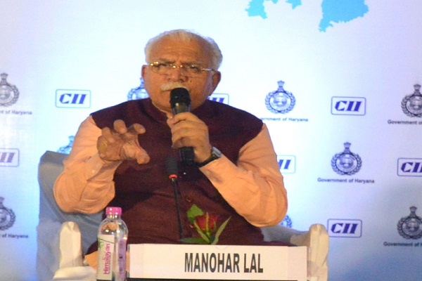 हरियाणा में 500 करोड़ रूपए से ज्यादा का निवेश करने वाले उद्योगपतियों को मिलेंगी सुविधाएँ: खट्टर