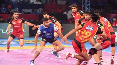 Pro Kabaddi 2017: Haryana Steelers beat Bengaluru Bulls 38-31